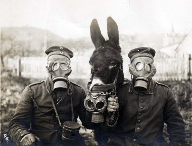 Βίντεο: Δείτε τα 10 συμβατικά όπλα των οποίων η χρήση απαγορεύεται σε πόλεμο